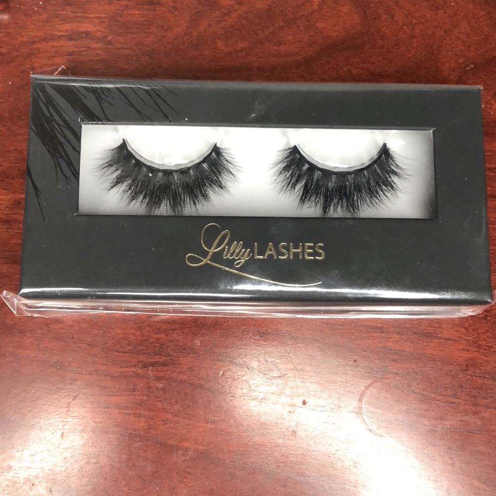 Lilly Lashes Mykonos 3D lashes